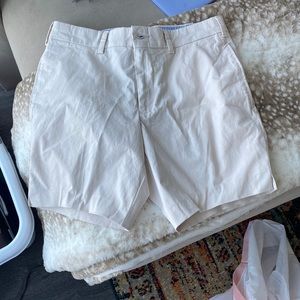 Men’s Khaki shorts
